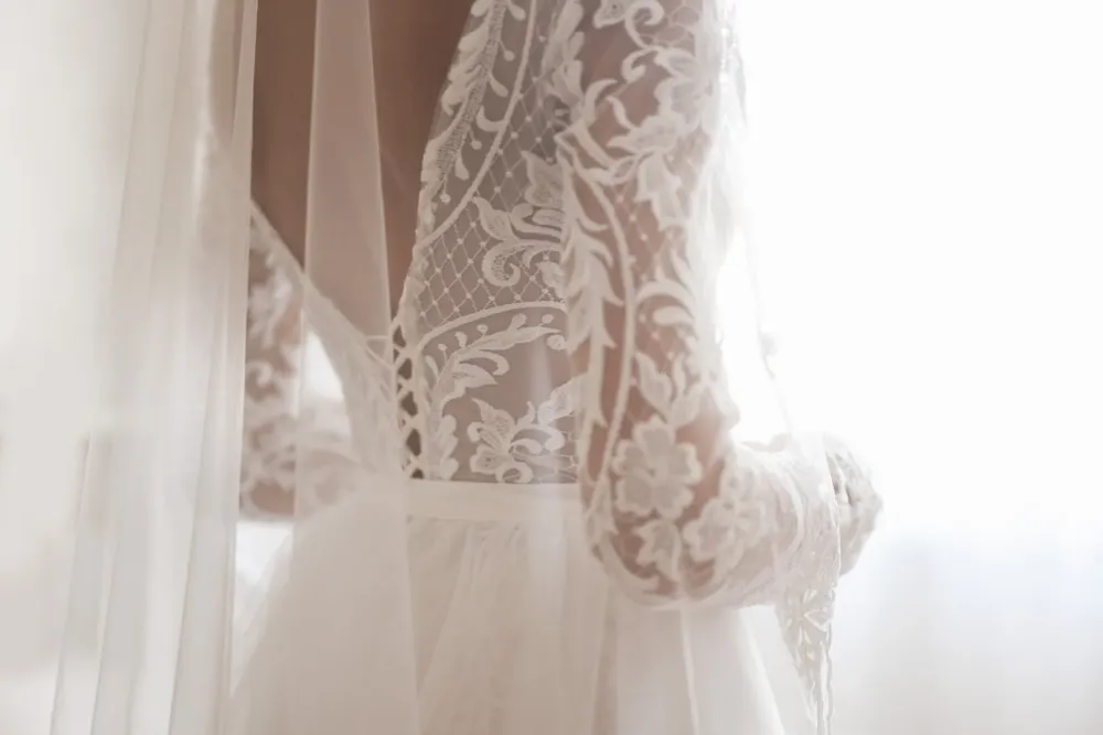 Robe de mariée sur-mesure près de Saint-Rémy-l'Honoré
